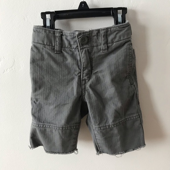 2T Cutoff Shorts - GAP - Picture 8 of 8